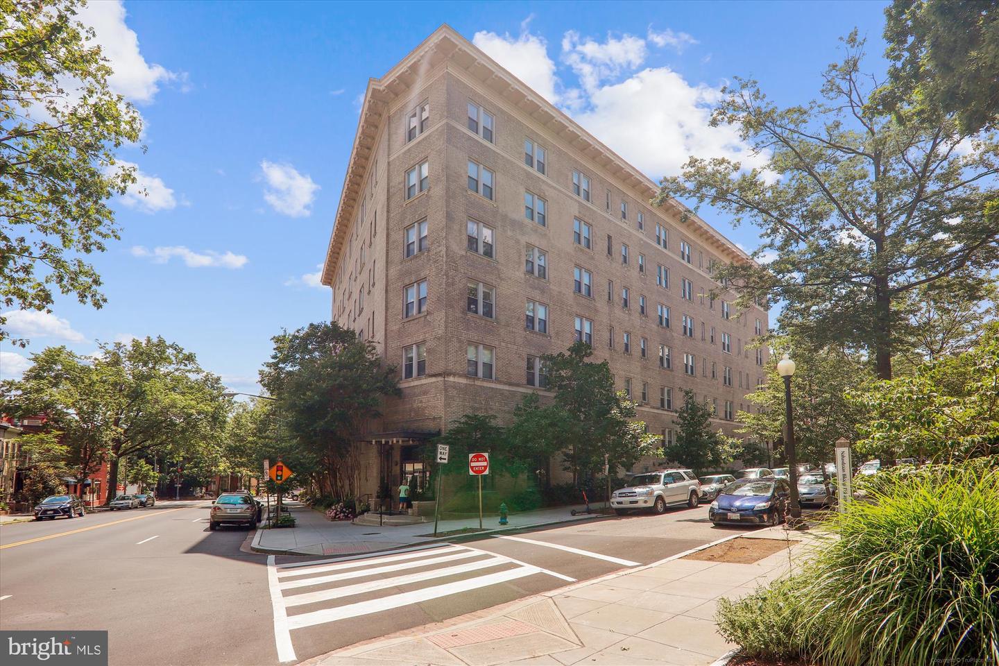 2129 FLORIDA AVE NW #101, WASHINGTON, District Of Columbia 20008, 2 Bedrooms Bedrooms, 4 Rooms Rooms,1 BathroomBathrooms,Residential,For sale,2129 FLORIDA AVE NW #101,DCDC2241156 MLS # DCDC2241156
