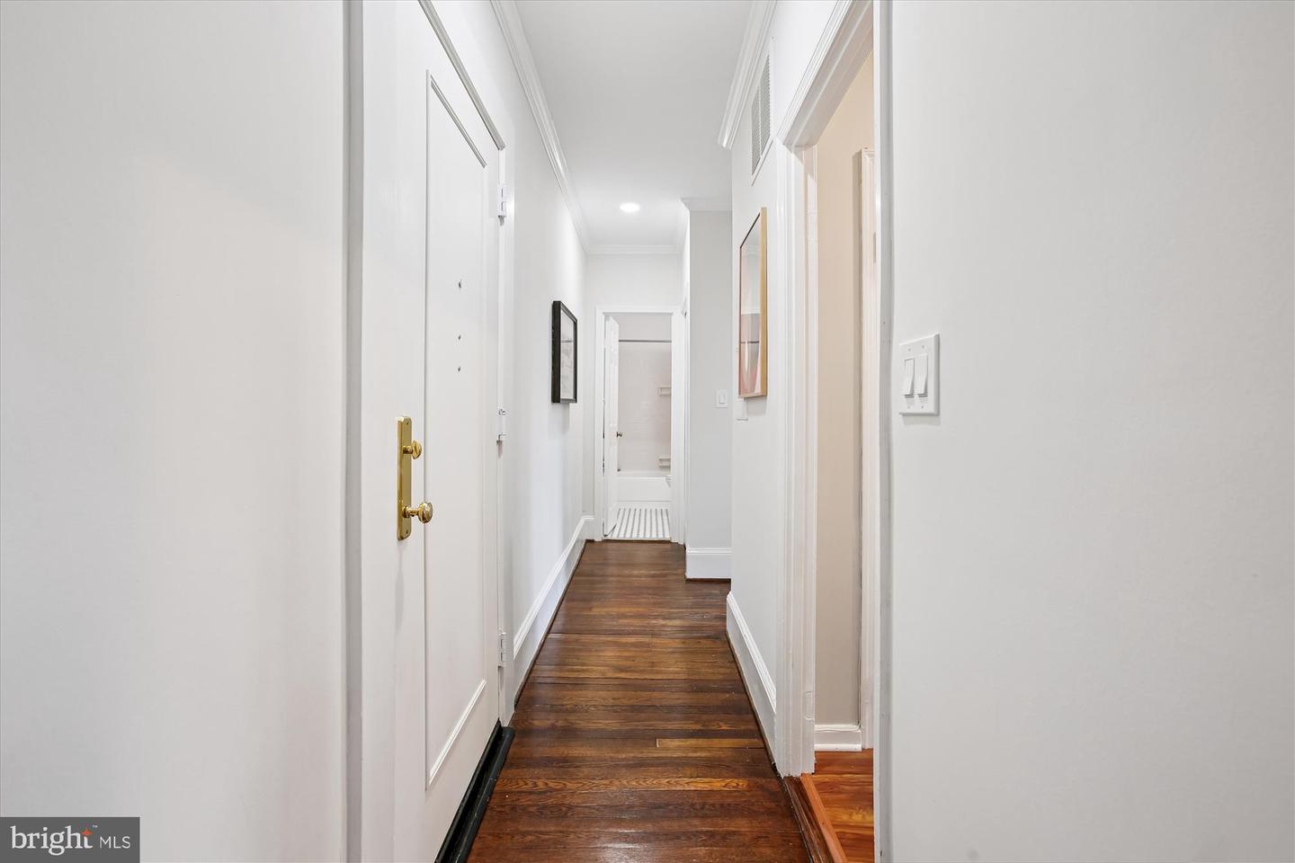 2129 FLORIDA AVE NW #101, WASHINGTON, District Of Columbia 20008, 2 Bedrooms Bedrooms, 4 Rooms Rooms,1 BathroomBathrooms,Residential,For sale,2129 FLORIDA AVE NW #101,DCDC2241156 MLS # DCDC2241156