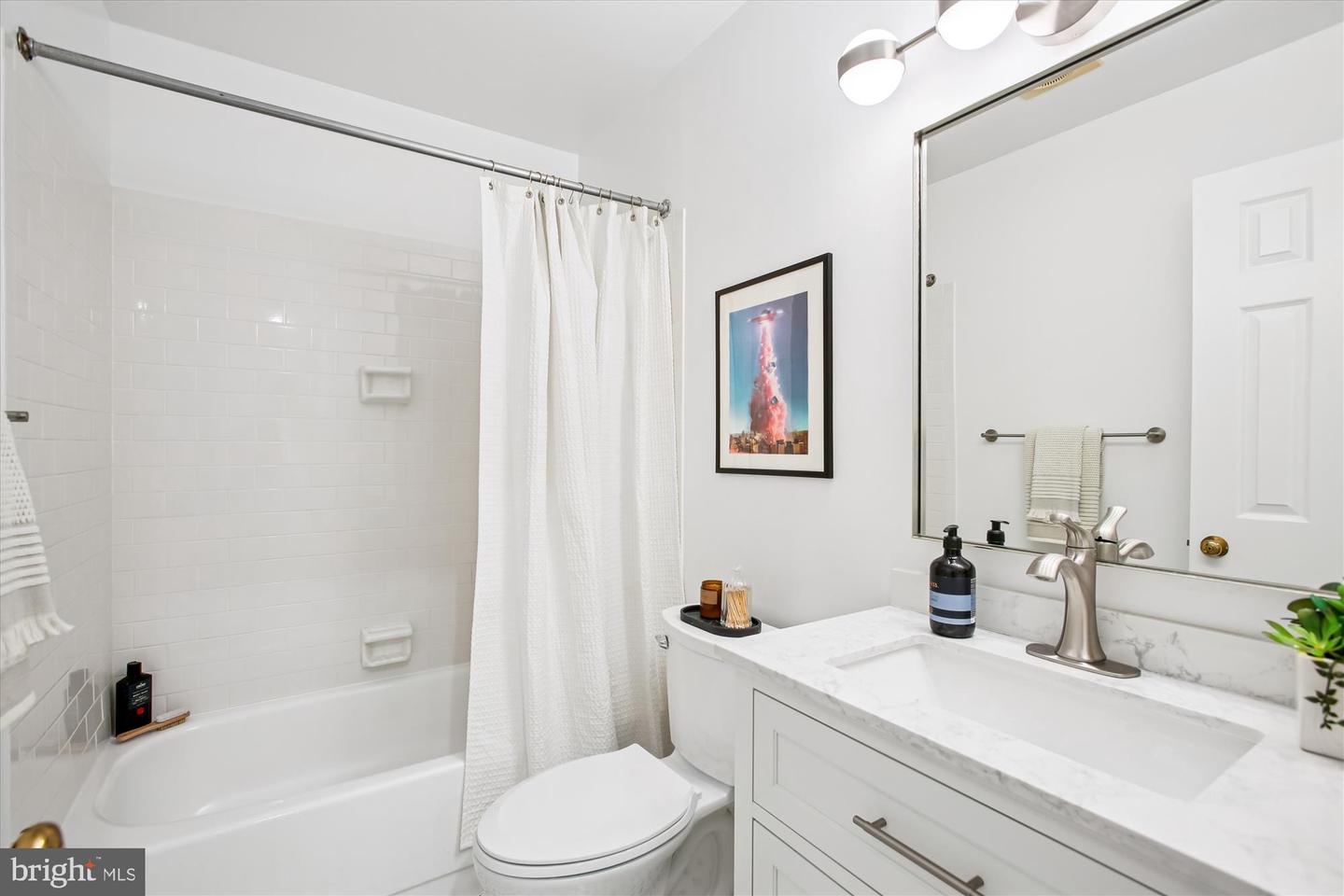 2129 FLORIDA AVE NW #101, WASHINGTON, District Of Columbia 20008, 2 Bedrooms Bedrooms, 4 Rooms Rooms,1 BathroomBathrooms,Residential,For sale,2129 FLORIDA AVE NW #101,DCDC2241156 MLS # DCDC2241156