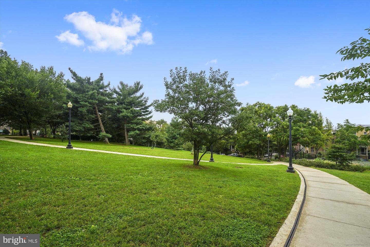 2129 FLORIDA AVE NW #101, WASHINGTON, District Of Columbia 20008, 2 Bedrooms Bedrooms, 4 Rooms Rooms,1 BathroomBathrooms,Residential,For sale,2129 FLORIDA AVE NW #101,DCDC2241156 MLS # DCDC2241156