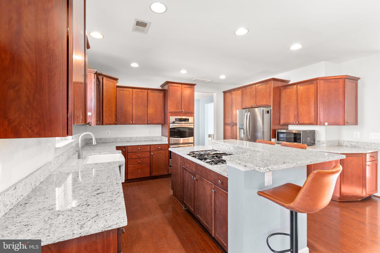 9316 LAUREL OAK DR, FREDERICKSBURG, Virginia 22407, 5 Bedrooms Bedrooms, ,4 BathroomsBathrooms,Residential,For sale,9316 LAUREL OAK DR,VASP2038608 MLS # VASP2038608