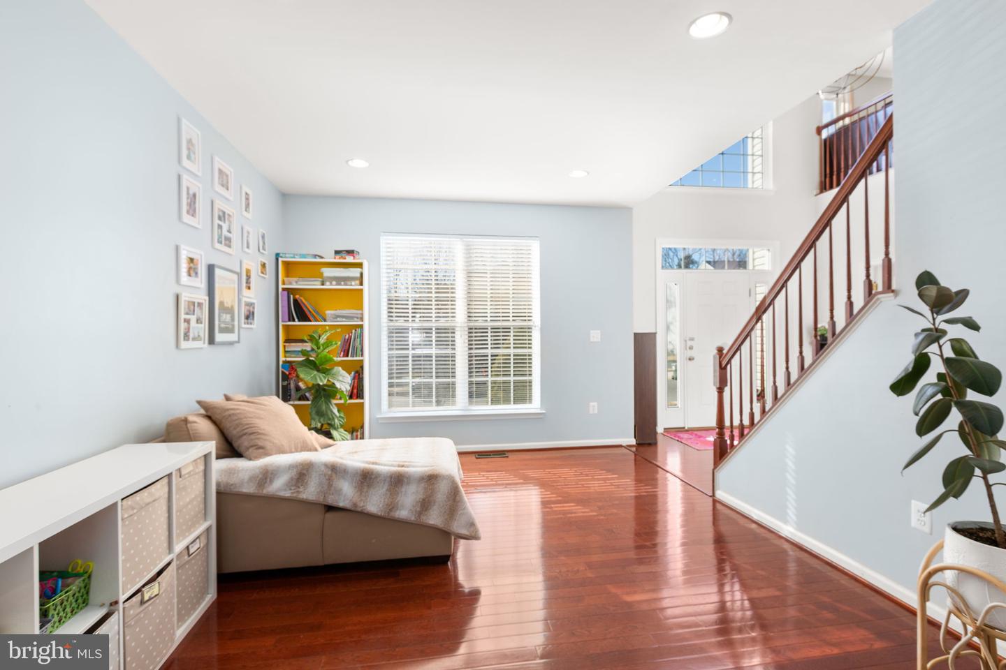 9316 LAUREL OAK DR, FREDERICKSBURG, Virginia 22407, 5 Bedrooms Bedrooms, ,4 BathroomsBathrooms,Residential,For sale,9316 LAUREL OAK DR,VASP2038608 MLS # VASP2038608