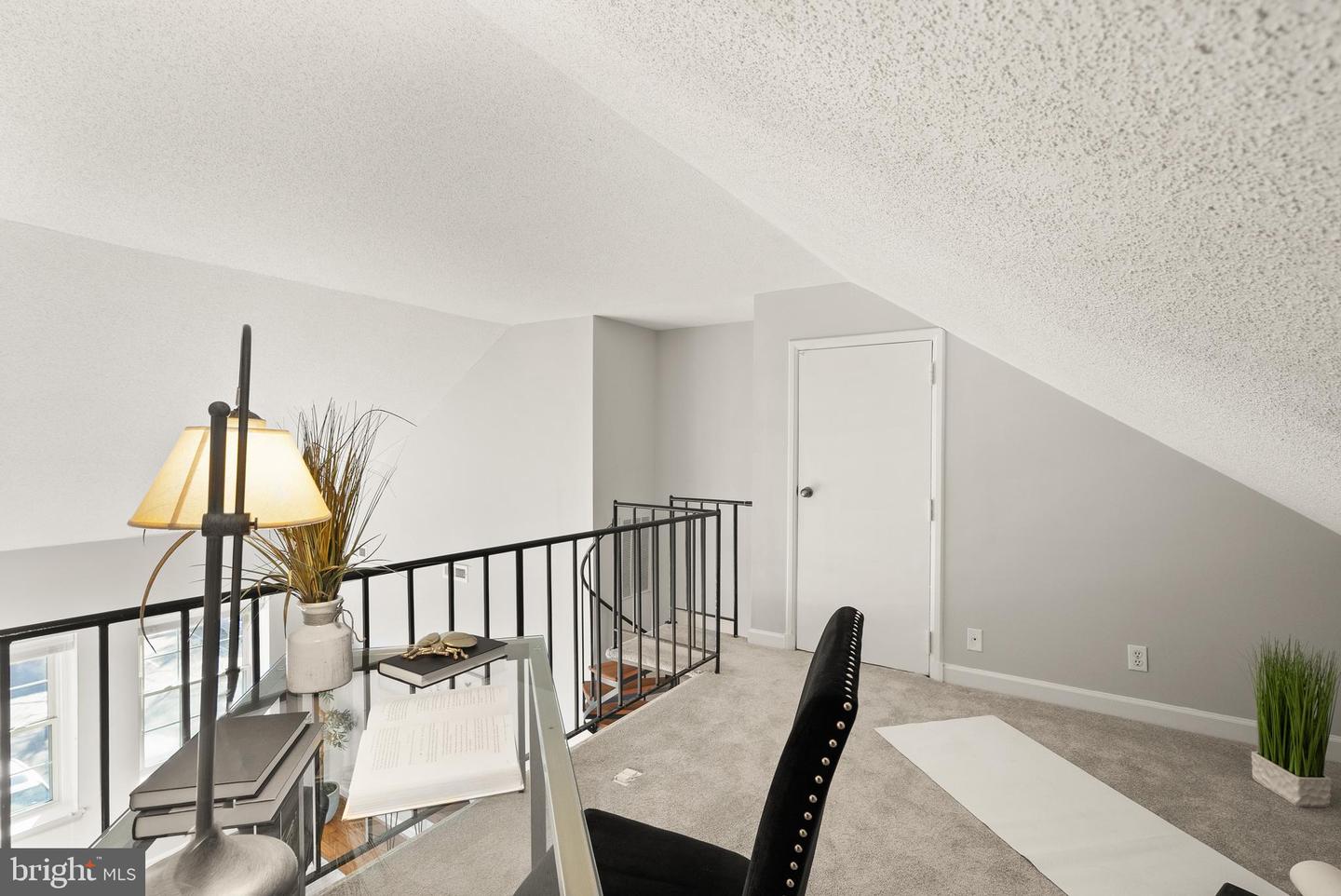 3046 S ABINGDON ST #C1, ARLINGTON, Virginia 22206, 1 Bedroom Bedrooms, ,1 BathroomBathrooms,Residential,For sale,3046 S ABINGDON ST #C1,VAAR2067710 MLS # VAAR2067710