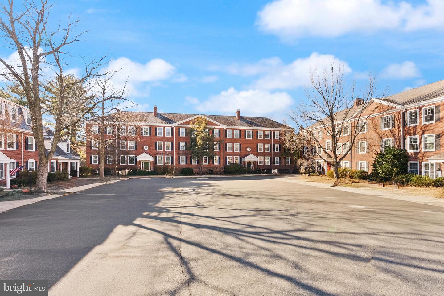 3046 S ABINGDON ST #C1, ARLINGTON, Virginia 22206, 1 Bedroom Bedrooms, ,1 BathroomBathrooms,Residential,For sale,3046 S ABINGDON ST #C1,VAAR2067710 MLS # VAAR2067710