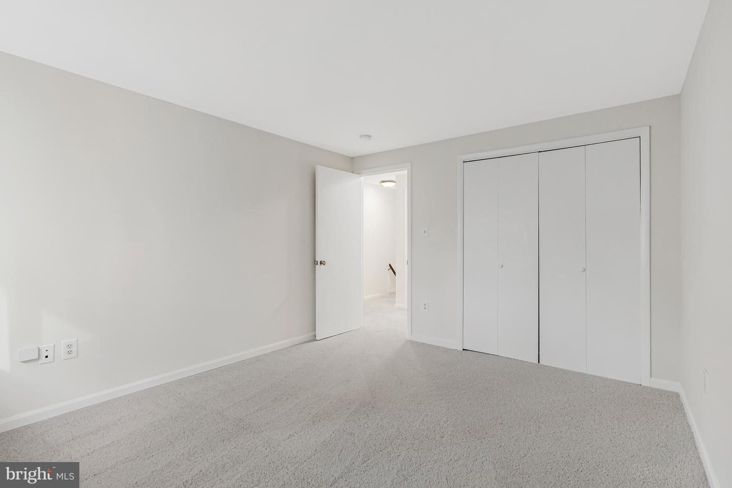 203 GREENFIELD CT, STERLING, Virginia 20164, 3 Bedrooms Bedrooms, ,2 BathroomsBathrooms,Residential,For sale,203 GREENFIELD CT,VALO2113908 MLS # VALO2113908