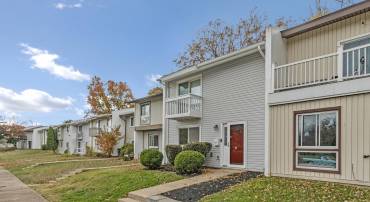 203 GREENFIELD CT, STERLING, Virginia 20164, 3 Bedrooms Bedrooms, ,2 BathroomsBathrooms,Residential,For sale,203 GREENFIELD CT,VALO2113908 MLS # VALO2113908