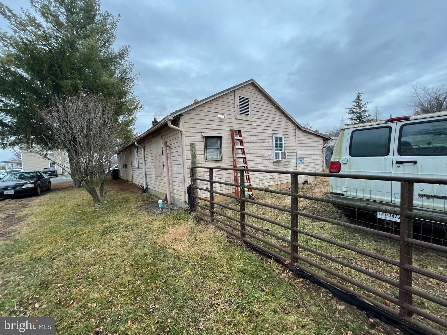 2339 THIRD ST, MIDDLETOWN, Virginia 22645, 4 Bedrooms Bedrooms, ,1 BathroomBathrooms,Residential,For sale,2339 THIRD ST,VAFV2038900 MLS # VAFV2038900