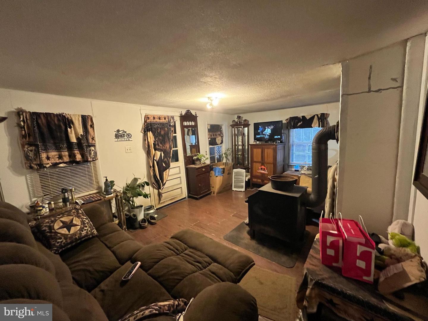 2339 THIRD ST, MIDDLETOWN, Virginia 22645, 4 Bedrooms Bedrooms, ,1 BathroomBathrooms,Residential,For sale,2339 THIRD ST,VAFV2038900 MLS # VAFV2038900