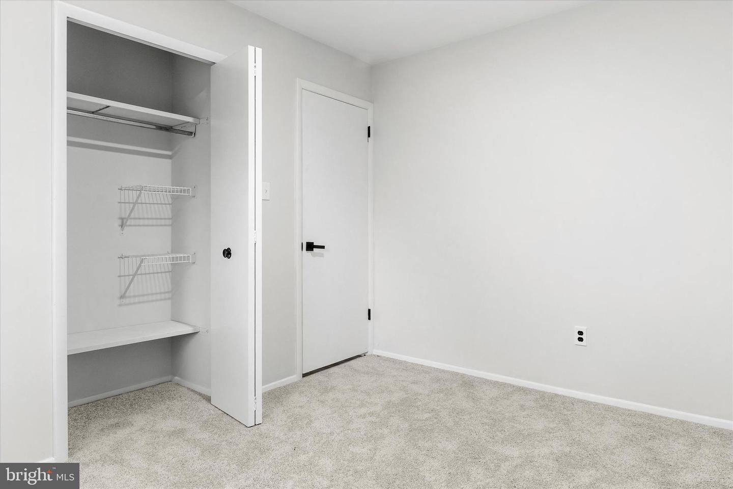 920 WINDSOR CT, STERLING, Virginia 20164, 3 Bedrooms Bedrooms, ,1 BathroomBathrooms,Residential,For sale,920 WINDSOR CT,VALO2113914 MLS # VALO2113914