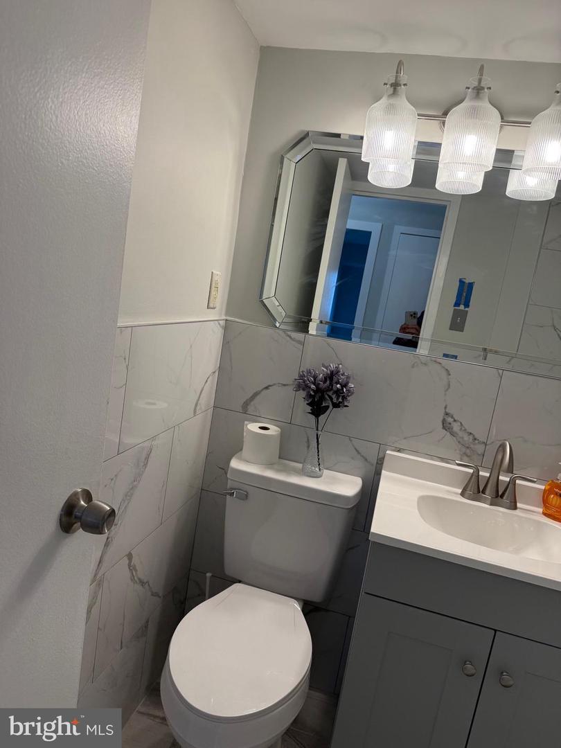 2500 N VAN DORN ST #1409, ALEXANDRIA, Virginia 22302, 1 Bedroom Bedrooms, ,1 BathroomBathrooms,Residential,For sale,2500 N VAN DORN ST #1409,VAAX2053116 MLS # VAAX2053116