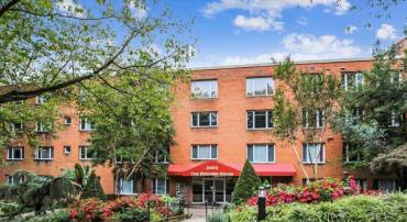 2400 41ST ST NW #104, WASHINGTON, District Of Columbia 20007, 2 Bedrooms Bedrooms, 5 Rooms Rooms,1 BathroomBathrooms,Residential,For sale,2400 41ST ST NW #104,DCDC2241264 MLS # DCDC2241264