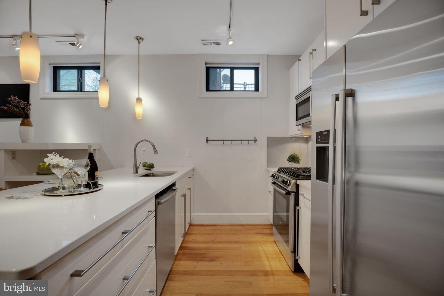 2106 10TH ST NW #1, WASHINGTON, District Of Columbia 20001, 2 Bedrooms Bedrooms, ,2 BathroomsBathrooms,Residential,For sale,2106 10TH ST NW #1,DCDC2241288 MLS # DCDC2241288