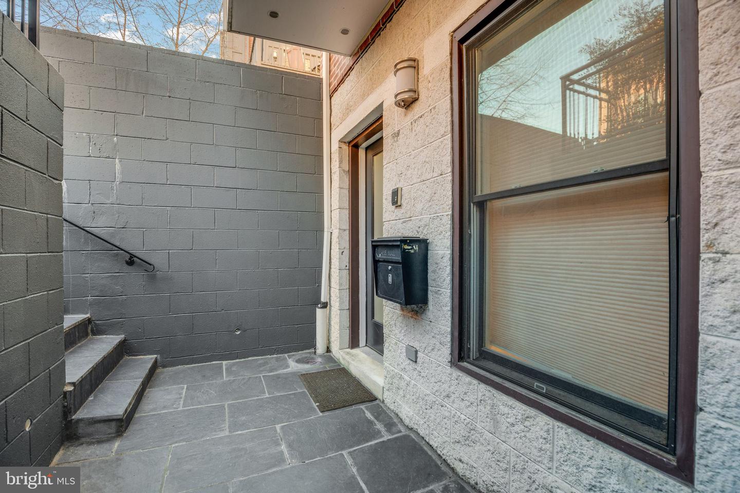 2106 10TH ST NW #1, WASHINGTON, District Of Columbia 20001, 2 Bedrooms Bedrooms, ,2 BathroomsBathrooms,Residential,For sale,2106 10TH ST NW #1,DCDC2241288 MLS # DCDC2241288