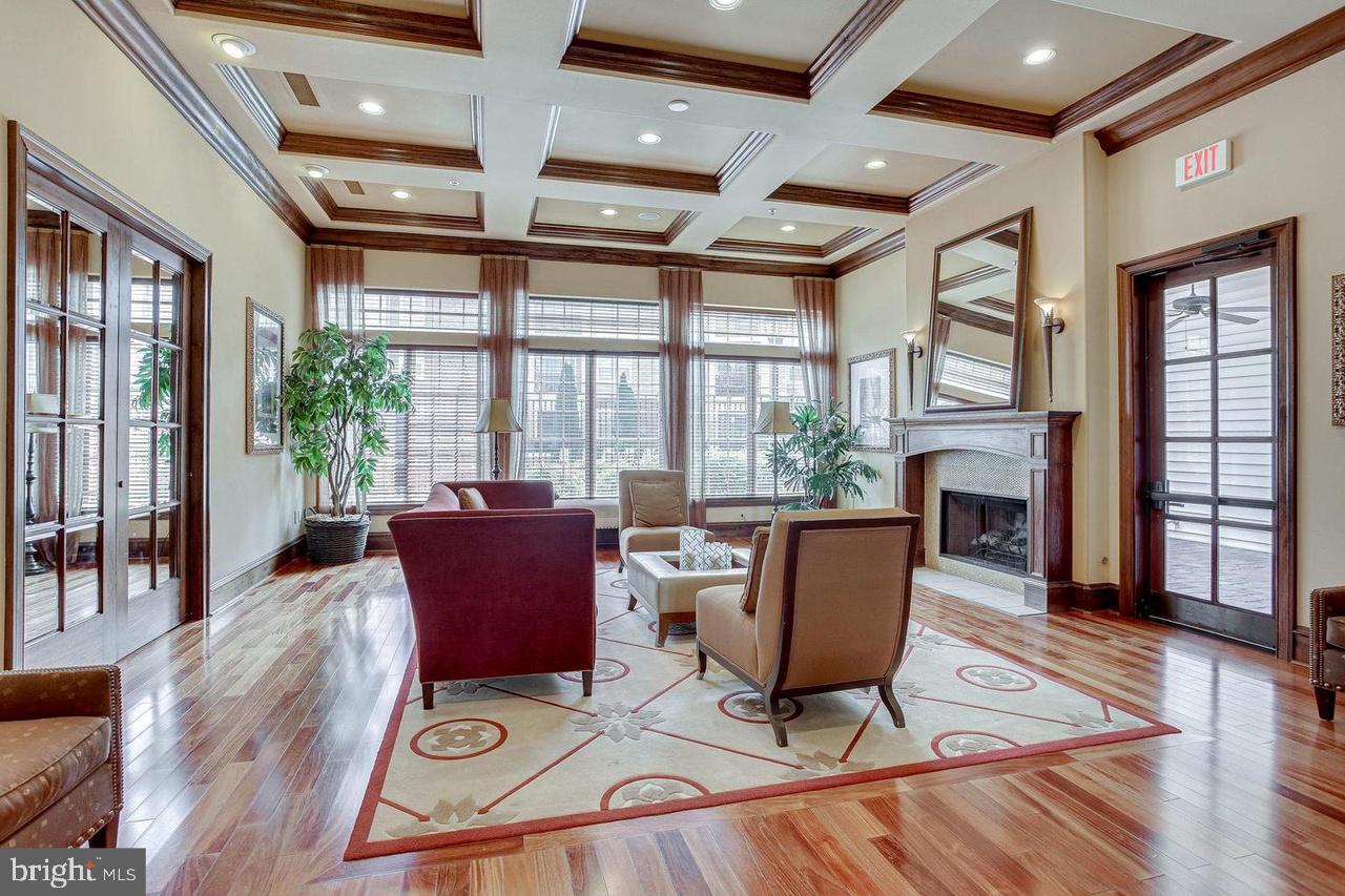 12905 CENTRE PARK CIR #212, HERNDON, Virginia 20171, 2 Bedrooms Bedrooms, 2 Rooms Rooms,2 BathroomsBathrooms,Residential,For sale,12905 CENTRE PARK CIR #212,VAFX2285654 MLS # VAFX2285654