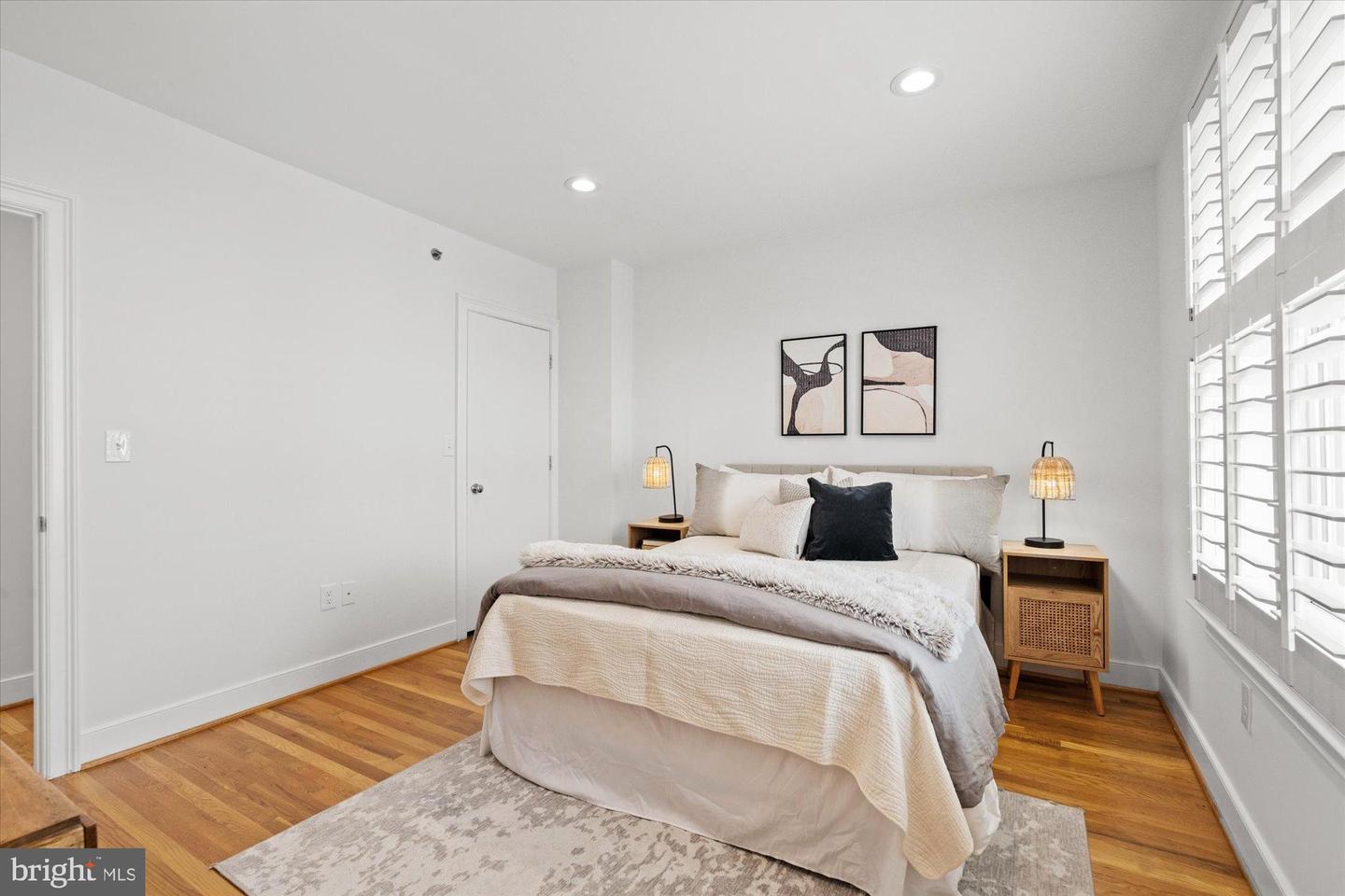 2145 N STREET NW #3, WASHINGTON, District Of Columbia 20037, 2 Bedrooms Bedrooms, 9 Rooms Rooms,2 BathroomsBathrooms,Residential,For sale,2145 N STREET NW #3,DCDC2241300 MLS # DCDC2241300