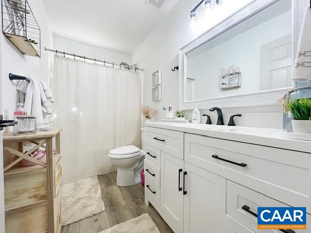 31 LAGUNA RD, PALMYRA, Virginia 22963, 4 Bedrooms Bedrooms, ,3 BathroomsBathrooms,Residential,For sale,31 LAGUNA RD,672445 MLS # 672445