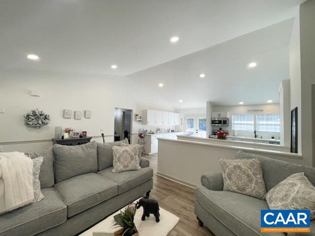 31 LAGUNA RD, PALMYRA, Virginia 22963, 4 Bedrooms Bedrooms, ,3 BathroomsBathrooms,Residential,For sale,31 LAGUNA RD,672445 MLS # 672445