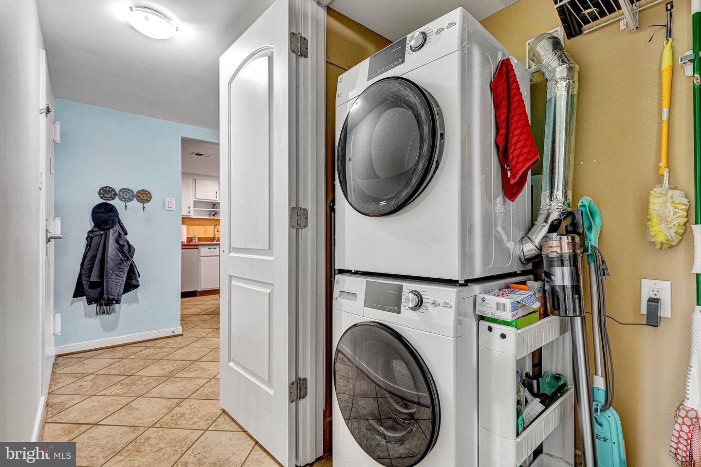 128 PRINCE STREET #35, TAPPAHANNOCK, Virginia 22560, 3 Bedrooms Bedrooms, 6 Rooms Rooms,2 BathroomsBathrooms,Residential,For sale,128 PRINCE STREET #35,VAES2002108 MLS # VAES2002108