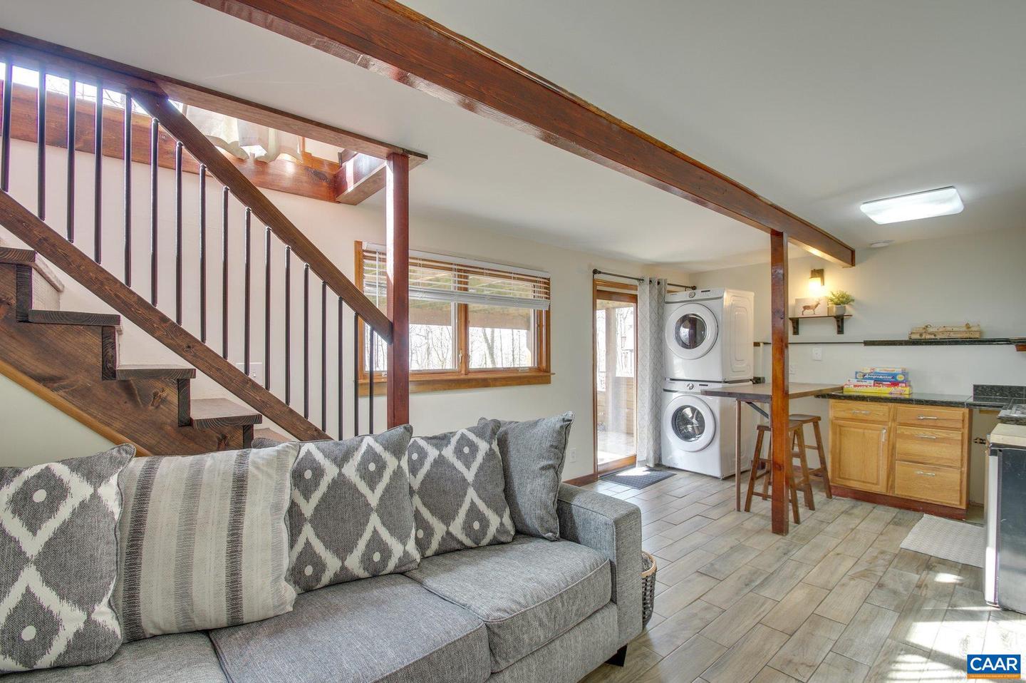 200 WHITE OAK DR, WINTERGREEN RESORT, Virginia 22967, 3 Bedrooms Bedrooms, ,2 BathroomsBathrooms,Residential,For sale,200 WHITE OAK DR,672446 MLS # 672446