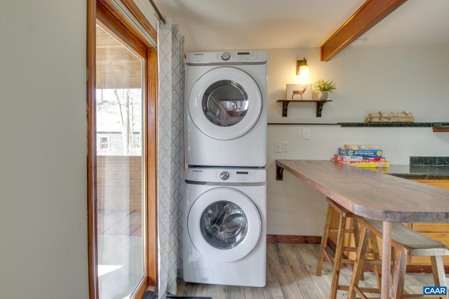 200 WHITE OAK DR, WINTERGREEN RESORT, Virginia 22967, 3 Bedrooms Bedrooms, ,2 BathroomsBathrooms,Residential,For sale,200 WHITE OAK DR,672446 MLS # 672446