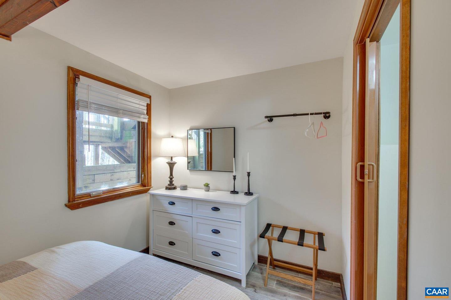 200 WHITE OAK DR, WINTERGREEN RESORT, Virginia 22967, 3 Bedrooms Bedrooms, ,2 BathroomsBathrooms,Residential,For sale,200 WHITE OAK DR,672446 MLS # 672446