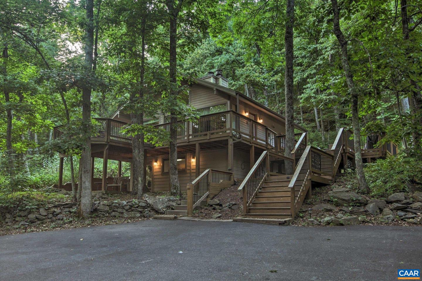 200 WHITE OAK DR, WINTERGREEN RESORT, Virginia 22967, 3 Bedrooms Bedrooms, ,2 BathroomsBathrooms,Residential,For sale,200 WHITE OAK DR,672446 MLS # 672446