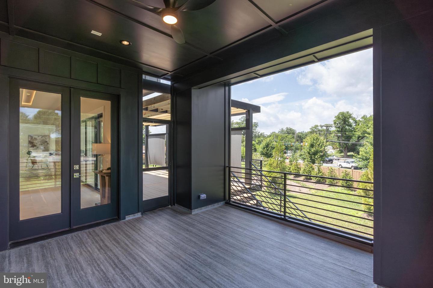 104 MASHIE CT SE, VIENNA, Virginia 22180, 7 Bedrooms Bedrooms, ,6 BathroomsBathrooms,Residential,For sale,104 MASHIE CT SE,VAFX2285672 MLS # VAFX2285672