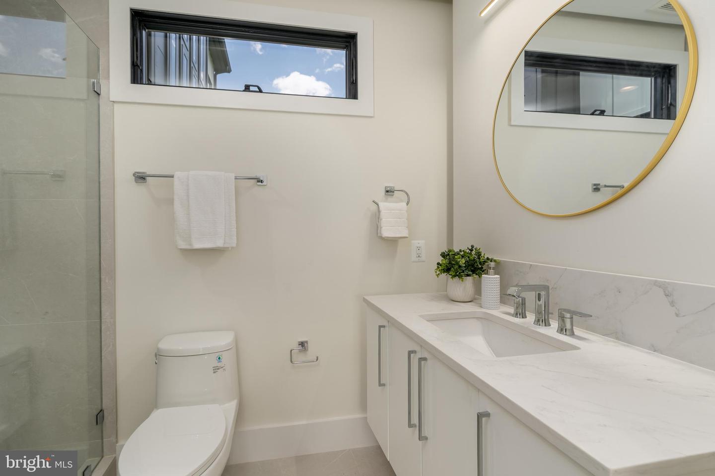 104 MASHIE CT SE, VIENNA, Virginia 22180, 7 Bedrooms Bedrooms, ,6 BathroomsBathrooms,Residential,For sale,104 MASHIE CT SE,VAFX2285672 MLS # VAFX2285672