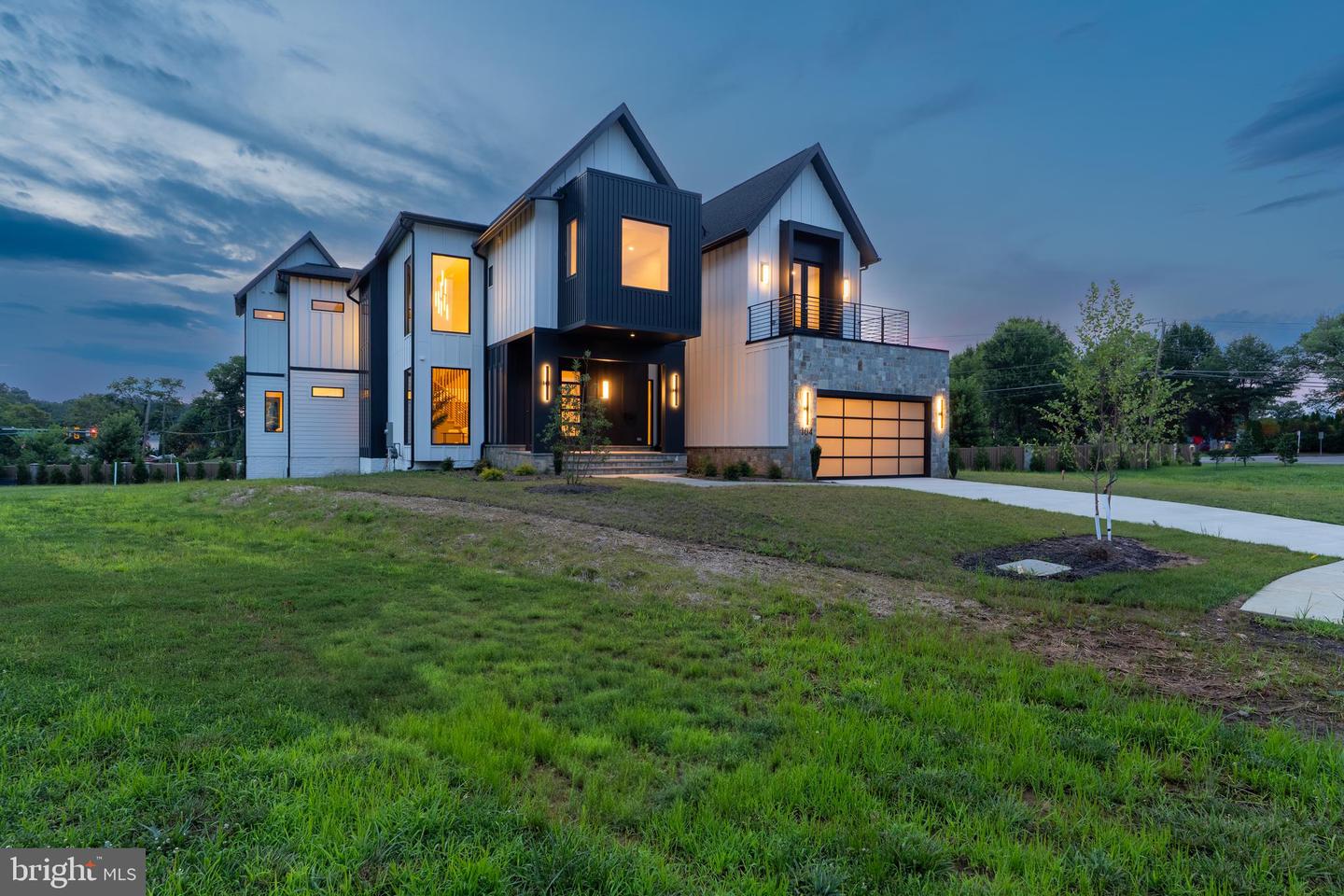 104 MASHIE CT SE, VIENNA, Virginia 22180, 7 Bedrooms Bedrooms, ,6 BathroomsBathrooms,Residential,For sale,104 MASHIE CT SE,VAFX2285672 MLS # VAFX2285672