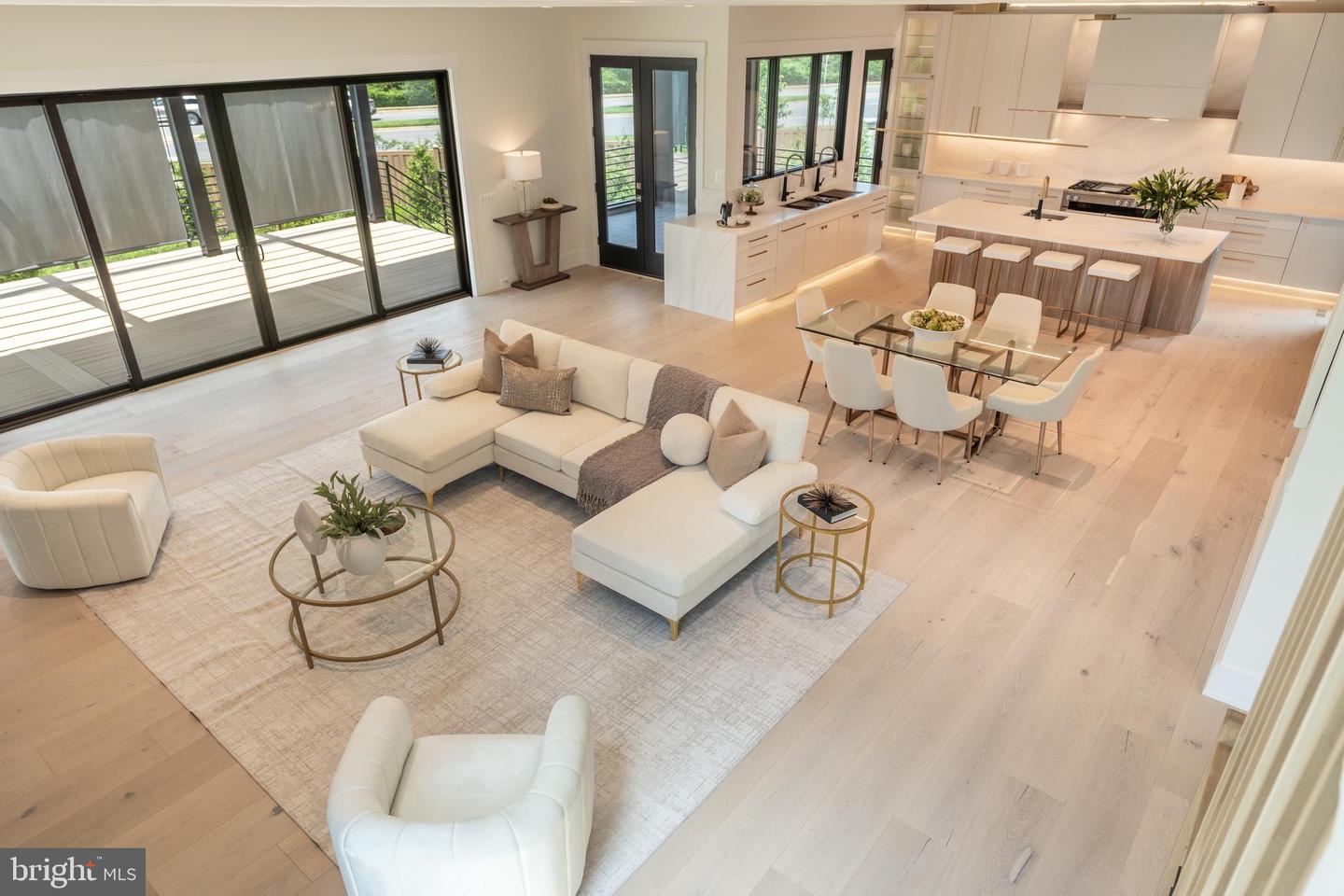 104 MASHIE CT SE, VIENNA, Virginia 22180, 7 Bedrooms Bedrooms, ,6 BathroomsBathrooms,Residential,For sale,104 MASHIE CT SE,VAFX2285672 MLS # VAFX2285672