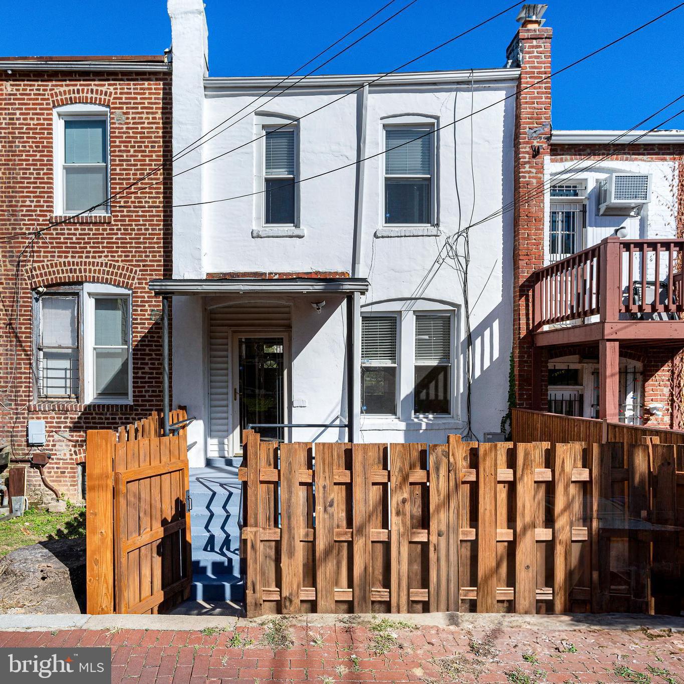 3028 PARK PL NW, WASHINGTON, District Of Columbia 20001, 3 Bedrooms Bedrooms, ,2 BathroomsBathrooms,Residential,For sale,3028 PARK PL NW,DCDC2241334 MLS # DCDC2241334