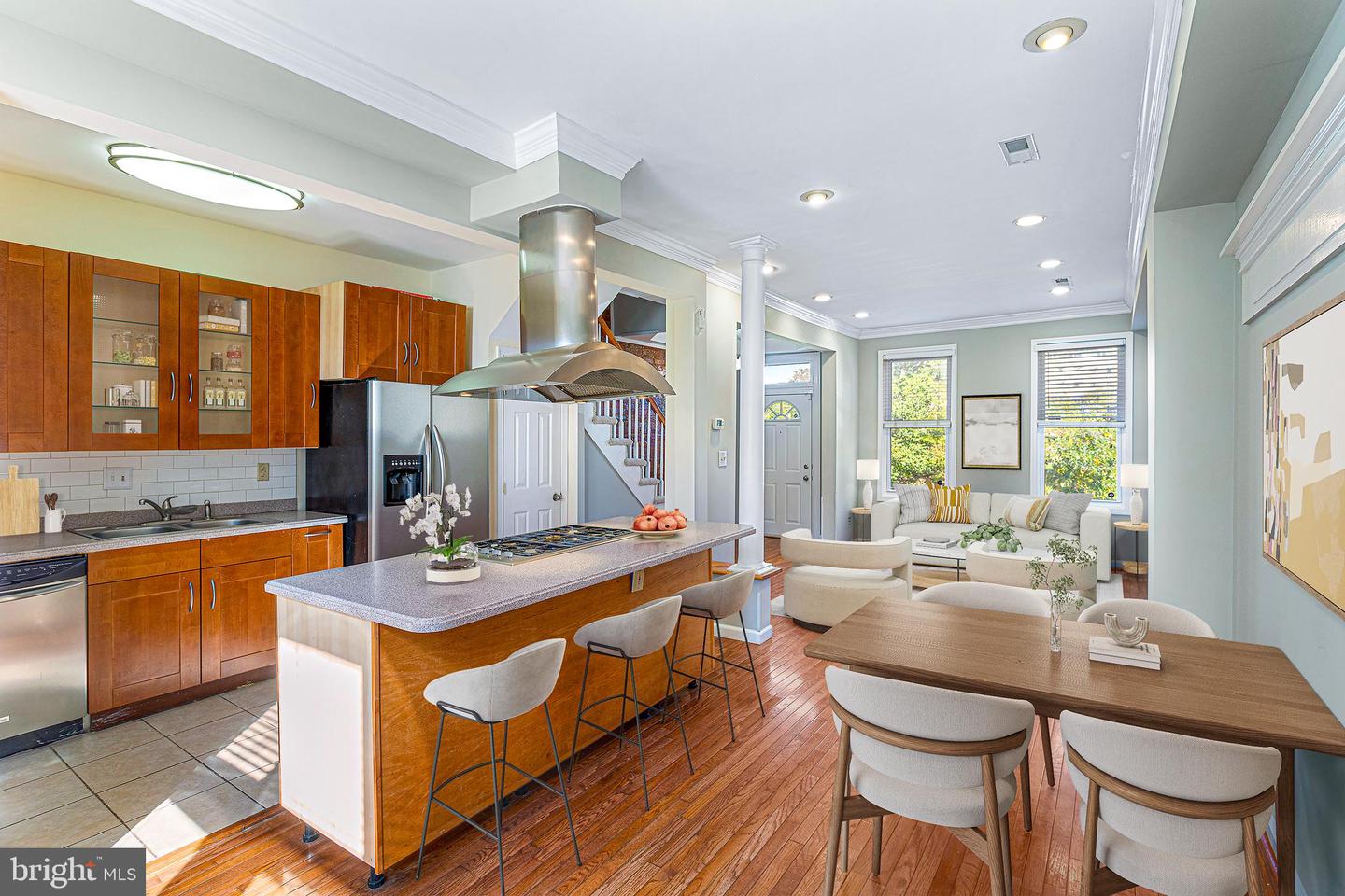 3028 PARK PL NW, WASHINGTON, District Of Columbia 20001, 3 Bedrooms Bedrooms, ,2 BathroomsBathrooms,Residential,For sale,3028 PARK PL NW,DCDC2241334 MLS # DCDC2241334