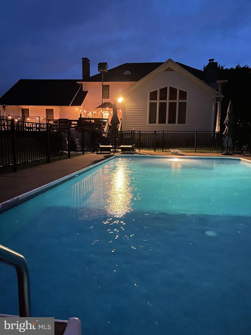 819 ARMISTEAD ST, WINCHESTER, Virginia 22601, 4 Bedrooms Bedrooms, ,3 BathroomsBathrooms,Residential,For sale,819 ARMISTEAD ST,VAWI2009770 MLS # VAWI2009770