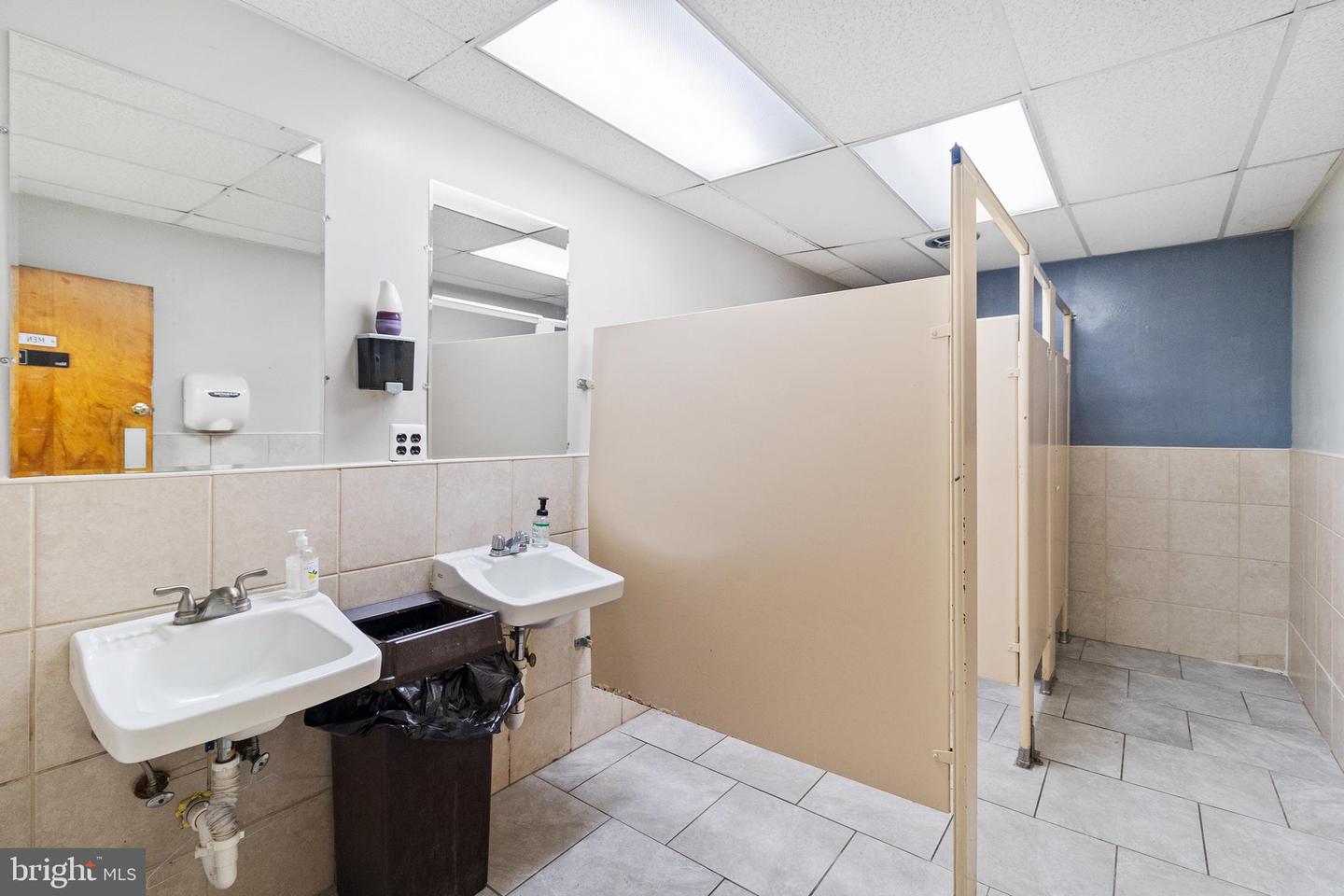 5001 BACKLICK RD, ANNANDALE, Virginia 22003, ,Land,For sale,5001 BACKLICK RD,VAFX2120992 MLS # VAFX2120992