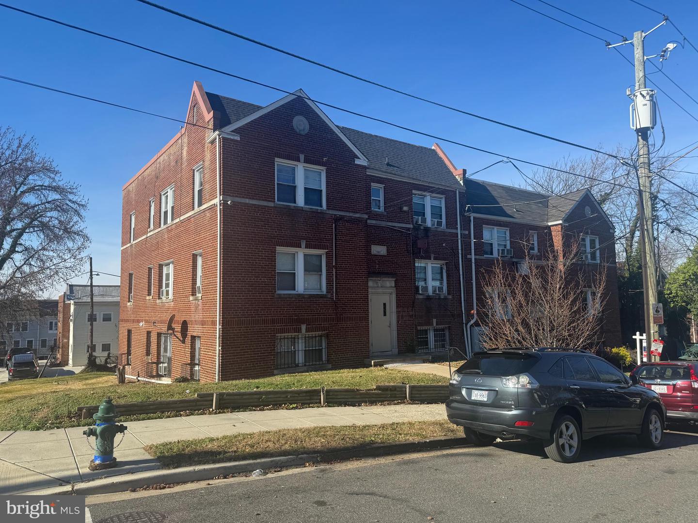 1725 29TH ST SE, WASHINGTON, District Of Columbia 20020, ,Land,For sale,1725 29TH ST SE,DCDC2241350 MLS # DCDC2241350