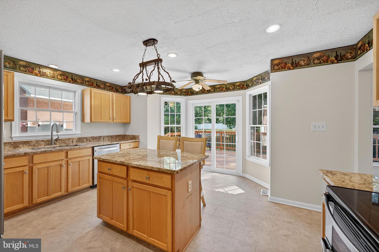 4145 RUNNING QUAIL TRL TRL, AMISSVILLE, Virginia 20106, 3 Bedrooms Bedrooms, 15 Rooms Rooms,4 BathroomsBathrooms,Residential,For sale,4145 RUNNING QUAIL TRL TRL,VACU2011516 MLS # VACU2011516