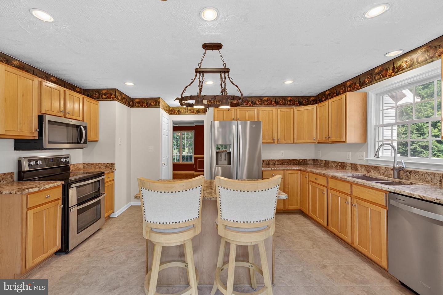 4145 RUNNING QUAIL TRL TRL, AMISSVILLE, Virginia 20106, 3 Bedrooms Bedrooms, 15 Rooms Rooms,4 BathroomsBathrooms,Residential,For sale,4145 RUNNING QUAIL TRL TRL,VACU2011516 MLS # VACU2011516