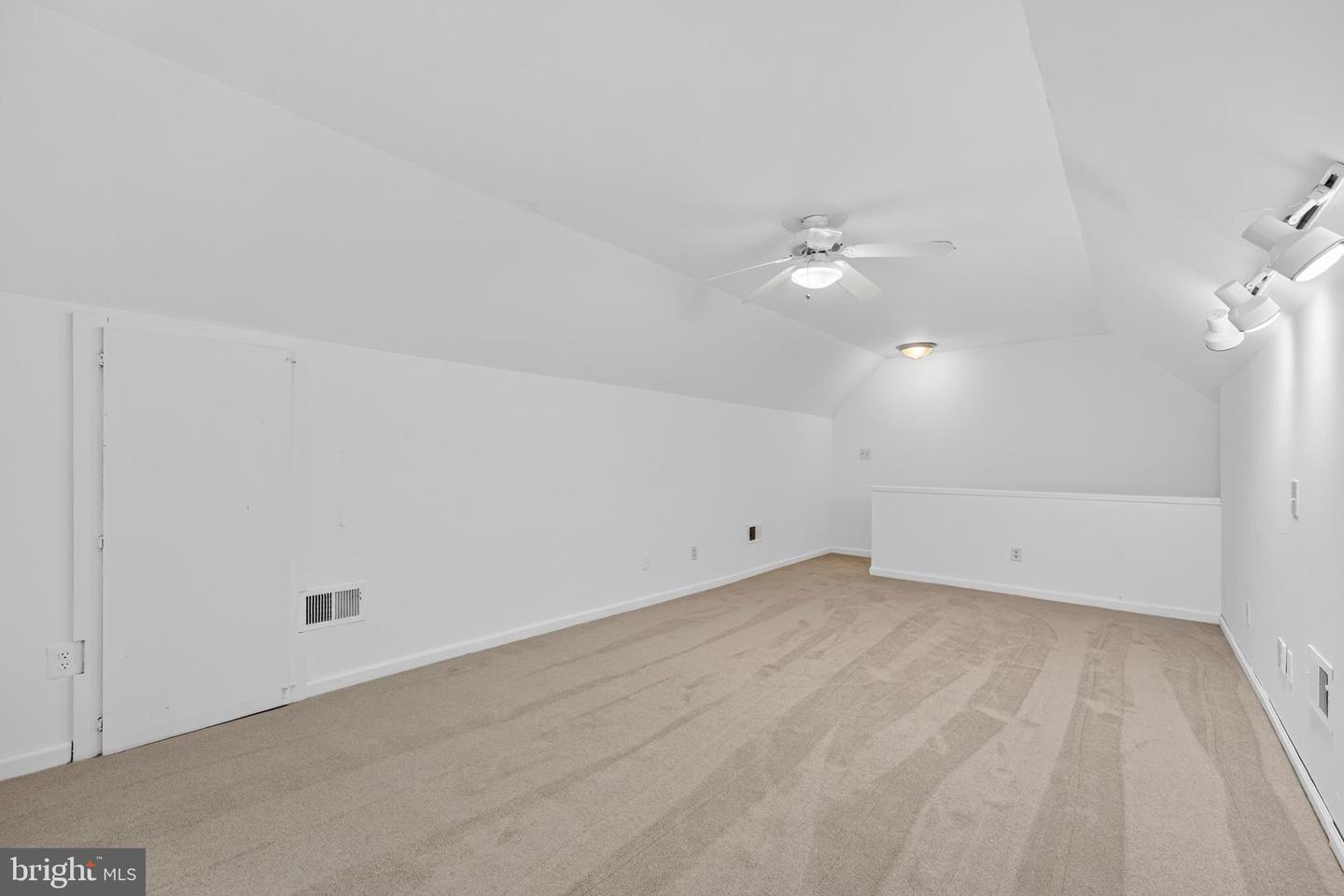 4145 RUNNING QUAIL TRL TRL, AMISSVILLE, Virginia 20106, 3 Bedrooms Bedrooms, 15 Rooms Rooms,4 BathroomsBathrooms,Residential,For sale,4145 RUNNING QUAIL TRL TRL,VACU2011516 MLS # VACU2011516