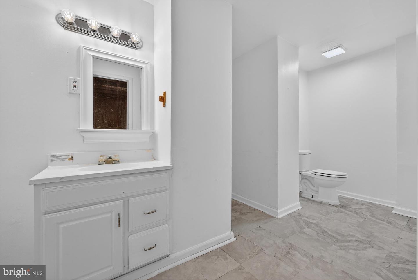 4145 RUNNING QUAIL TRL TRL, AMISSVILLE, Virginia 20106, 3 Bedrooms Bedrooms, 15 Rooms Rooms,4 BathroomsBathrooms,Residential,For sale,4145 RUNNING QUAIL TRL TRL,VACU2011516 MLS # VACU2011516