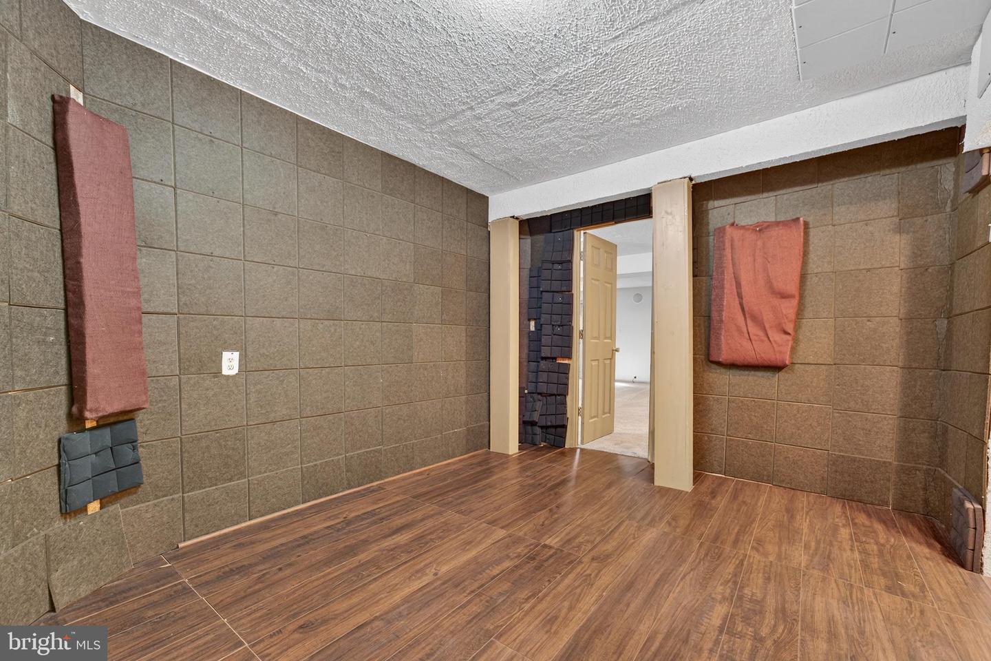 4145 RUNNING QUAIL TRL TRL, AMISSVILLE, Virginia 20106, 3 Bedrooms Bedrooms, 15 Rooms Rooms,4 BathroomsBathrooms,Residential,For sale,4145 RUNNING QUAIL TRL TRL,VACU2011516 MLS # VACU2011516