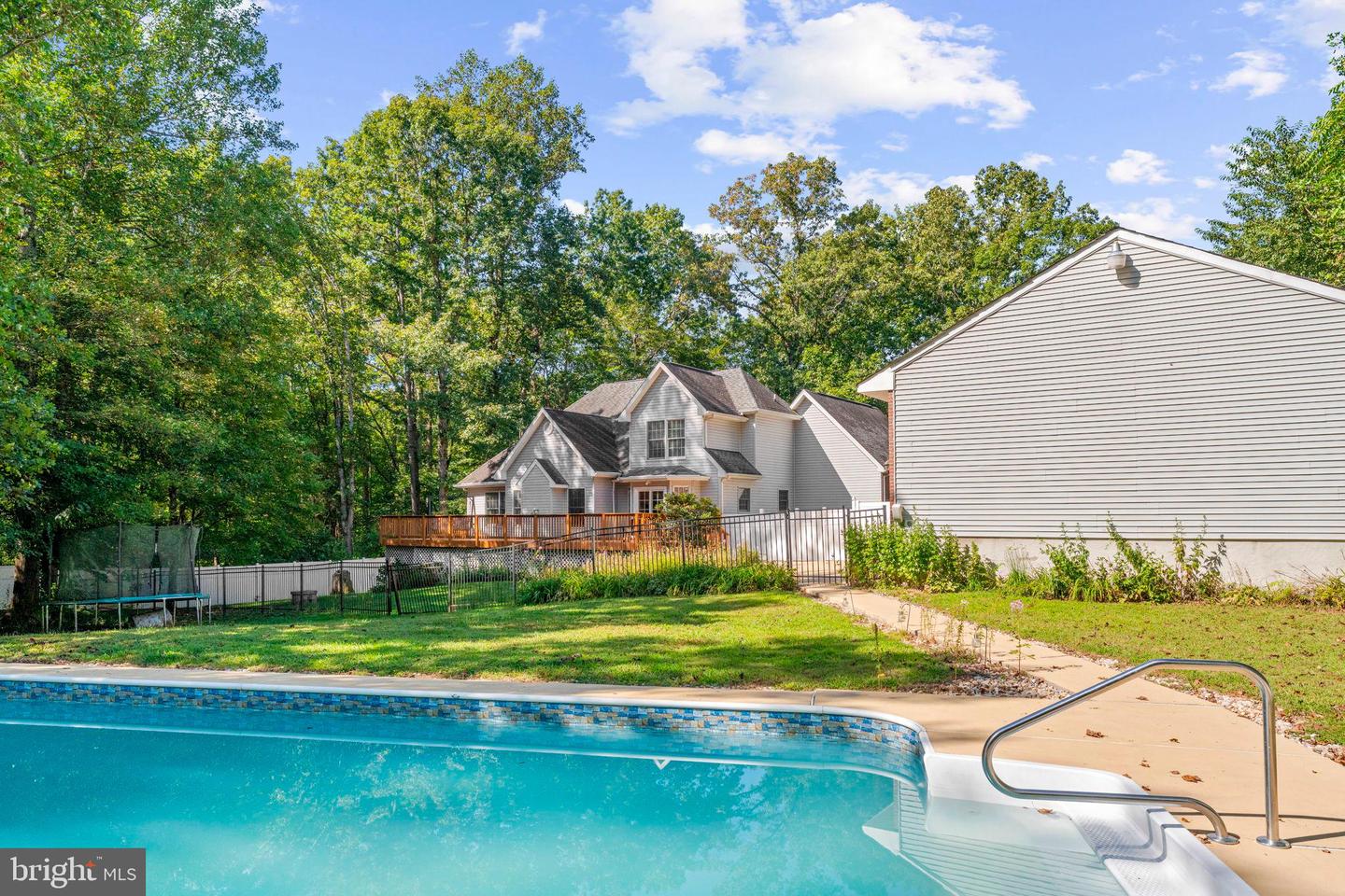 4145 RUNNING QUAIL TRL TRL, AMISSVILLE, Virginia 20106, 3 Bedrooms Bedrooms, 15 Rooms Rooms,4 BathroomsBathrooms,Residential,For sale,4145 RUNNING QUAIL TRL TRL,VACU2011516 MLS # VACU2011516