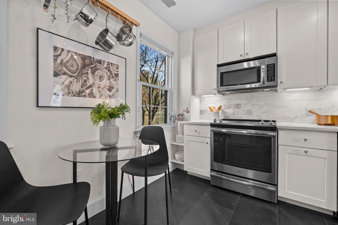 1620 BELMONT ST NW #A, WASHINGTON, District Of Columbia 20009, 3 Bedrooms Bedrooms, ,2 BathroomsBathrooms,Residential,For sale,1620 BELMONT ST NW #A,DCDC2228326 MLS # DCDC2228326