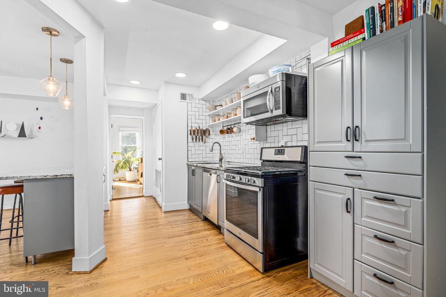 2415 E ST NE, WASHINGTON, District Of Columbia 20002, 4 Bedrooms Bedrooms, ,2 BathroomsBathrooms,Residential,For sale,2415 E ST NE,DCDC2229010 MLS # DCDC2229010