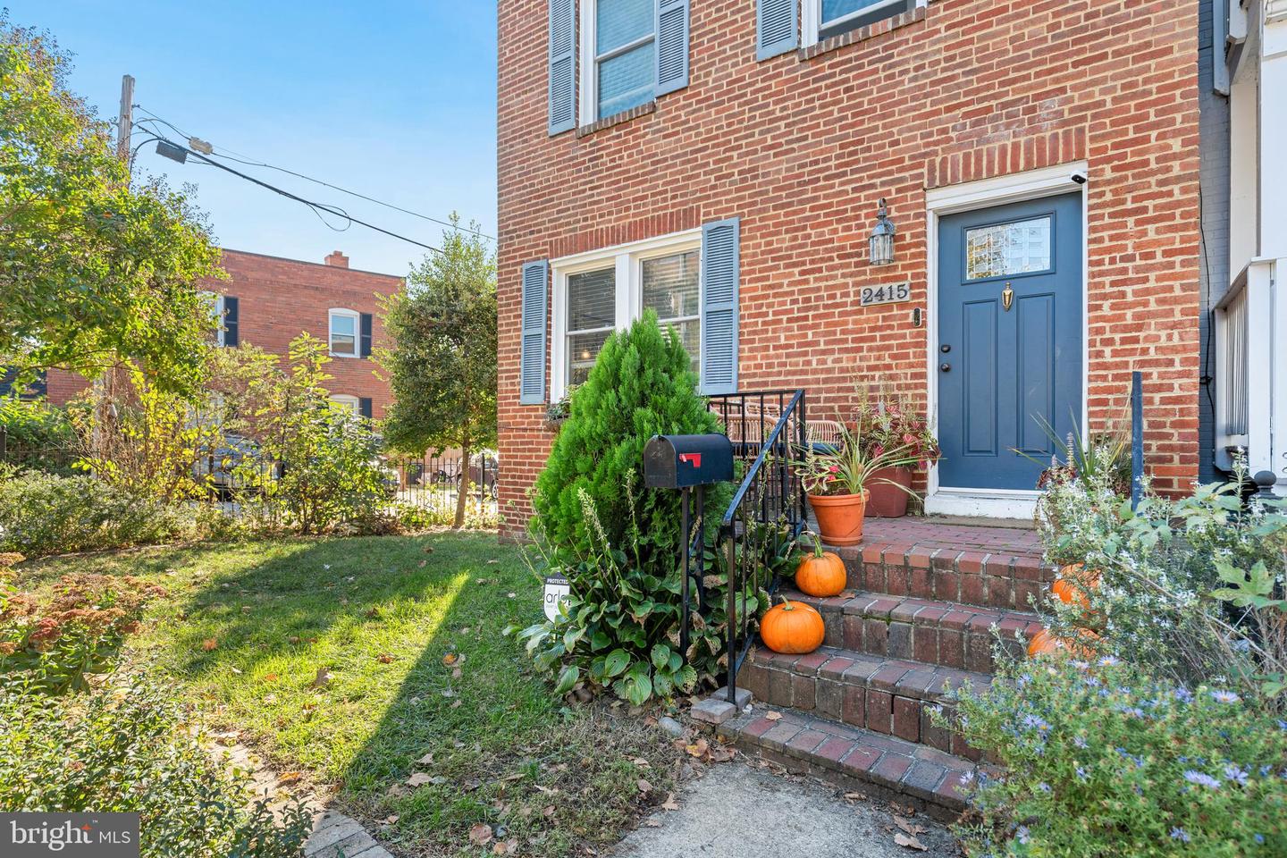 2415 E ST NE, WASHINGTON, District Of Columbia 20002, 4 Bedrooms Bedrooms, ,2 BathroomsBathrooms,Residential,For sale,2415 E ST NE,DCDC2229010 MLS # DCDC2229010