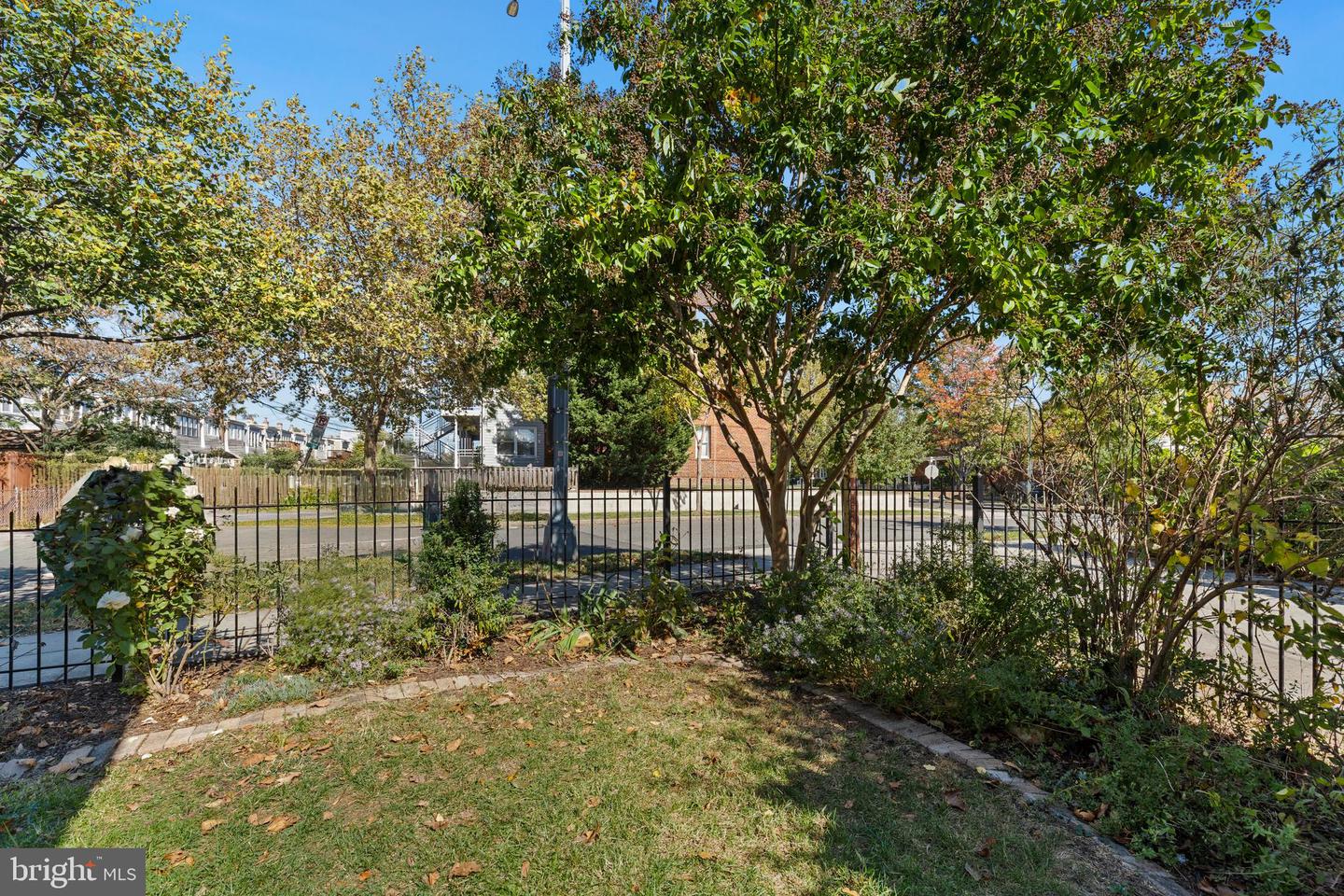 2415 E ST NE, WASHINGTON, District Of Columbia 20002, 4 Bedrooms Bedrooms, ,2 BathroomsBathrooms,Residential,For sale,2415 E ST NE,DCDC2229010 MLS # DCDC2229010