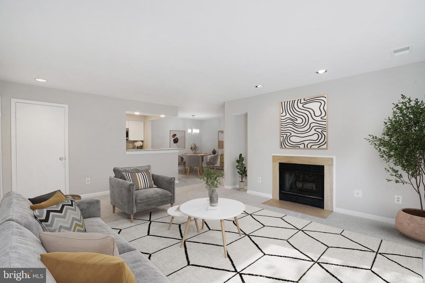 7711 LAFAYETTE FOREST DR #22, ANNANDALE, Virginia 22003, 2 Bedrooms Bedrooms, ,2 BathroomsBathrooms,Residential,For sale,7711 LAFAYETTE FOREST DR #22,VAFX2278822 MLS # VAFX2278822