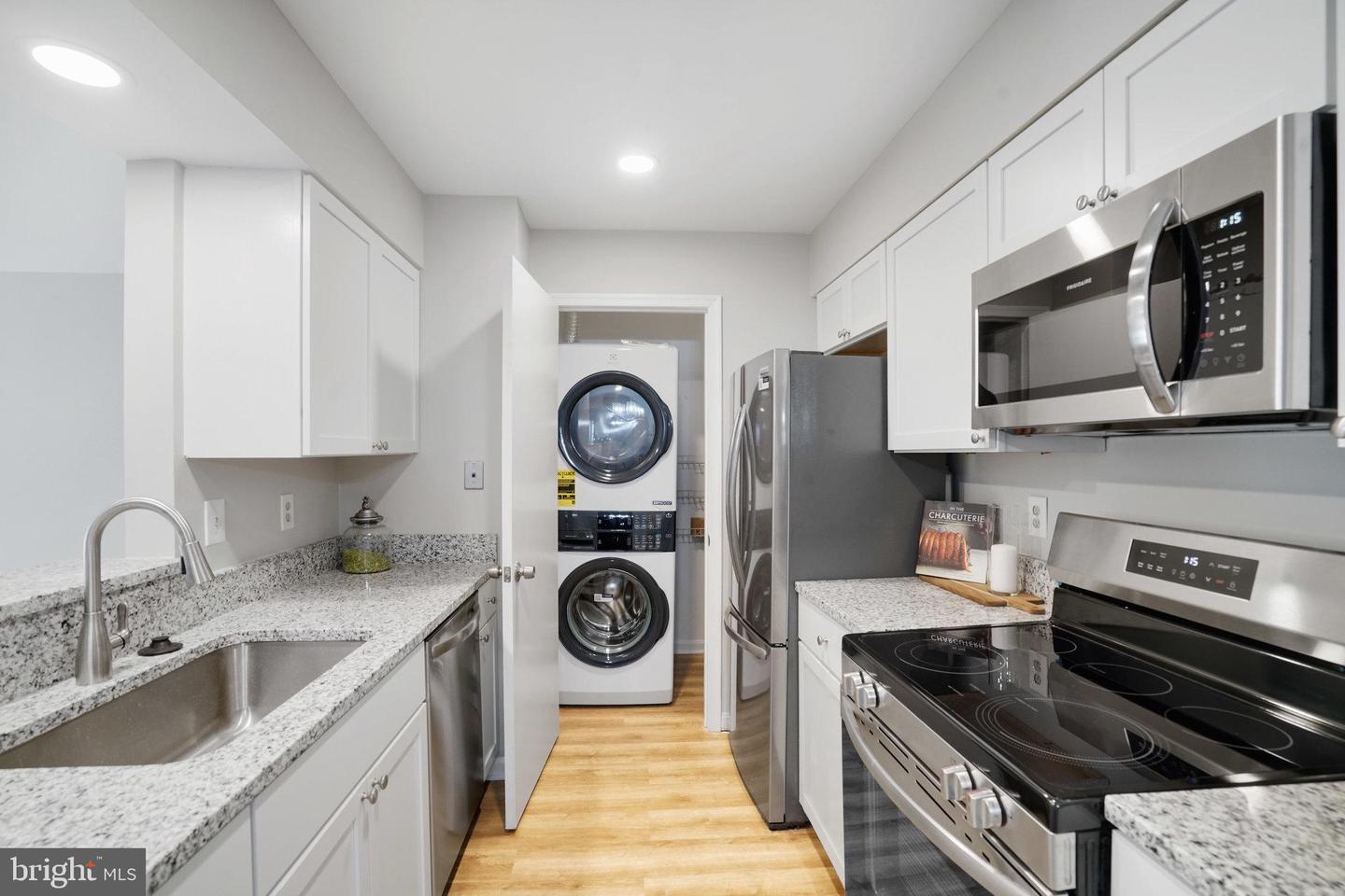 7711 LAFAYETTE FOREST DR #22, ANNANDALE, Virginia 22003, 2 Bedrooms Bedrooms, ,2 BathroomsBathrooms,Residential,For sale,7711 LAFAYETTE FOREST DR #22,VAFX2278822 MLS # VAFX2278822