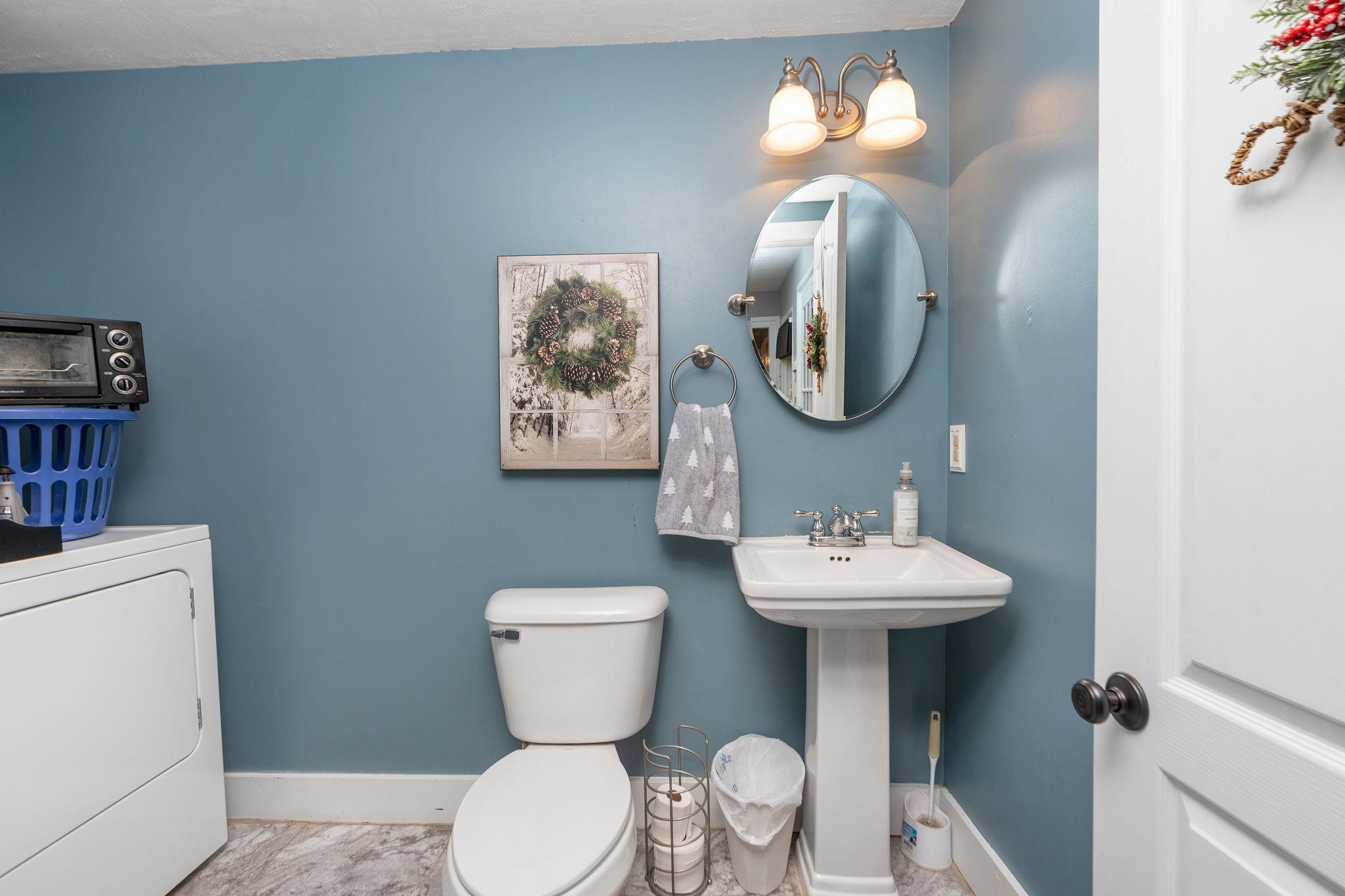 207 RESERVOIR ST, STAUNTON, Virginia 24401, 3 Bedrooms Bedrooms, ,1 BathroomBathrooms,Residential,207 RESERVOIR ST,671688 MLS # 671688