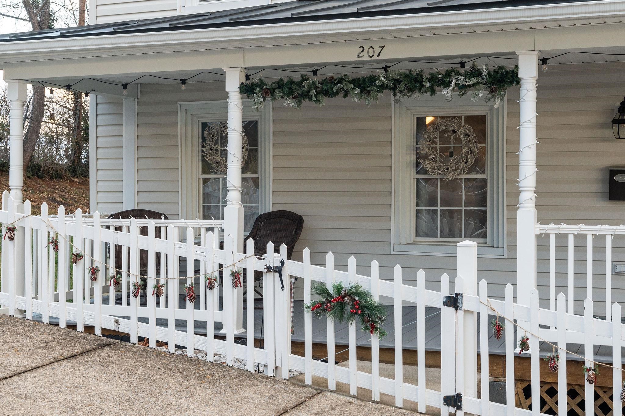 207 RESERVOIR ST, STAUNTON, Virginia 24401, 3 Bedrooms Bedrooms, ,1 BathroomBathrooms,Residential,207 RESERVOIR ST,671688 MLS # 671688