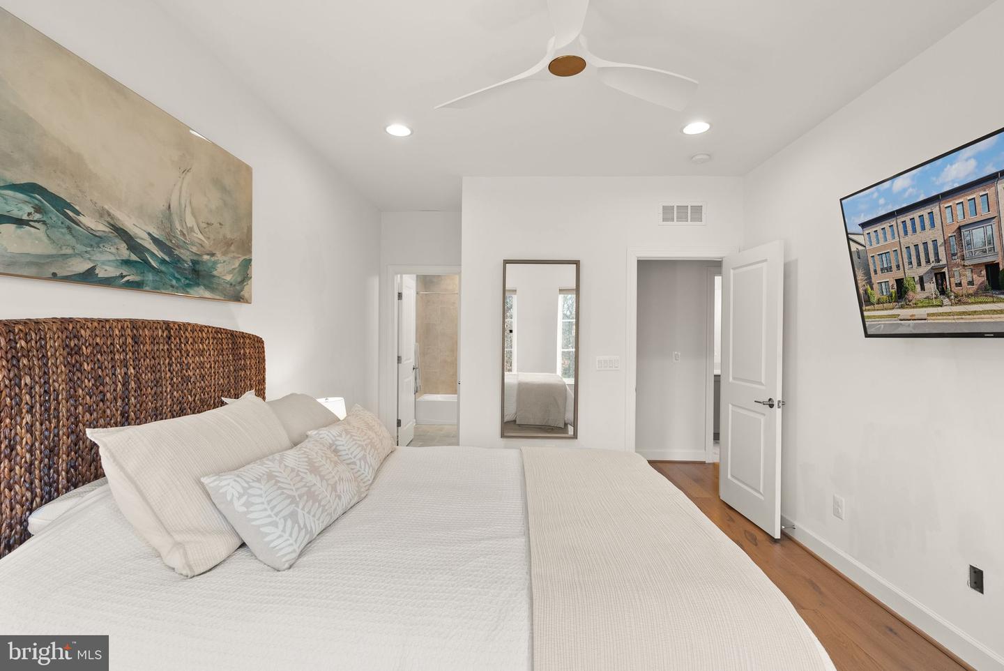 20254 NORTHPARK DR, ASHBURN, Virginia 20147, 5 Bedrooms Bedrooms, ,4 BathroomsBathrooms,Residential,For sale,20254 NORTHPARK DR,VALO2112018 MLS # VALO2112018